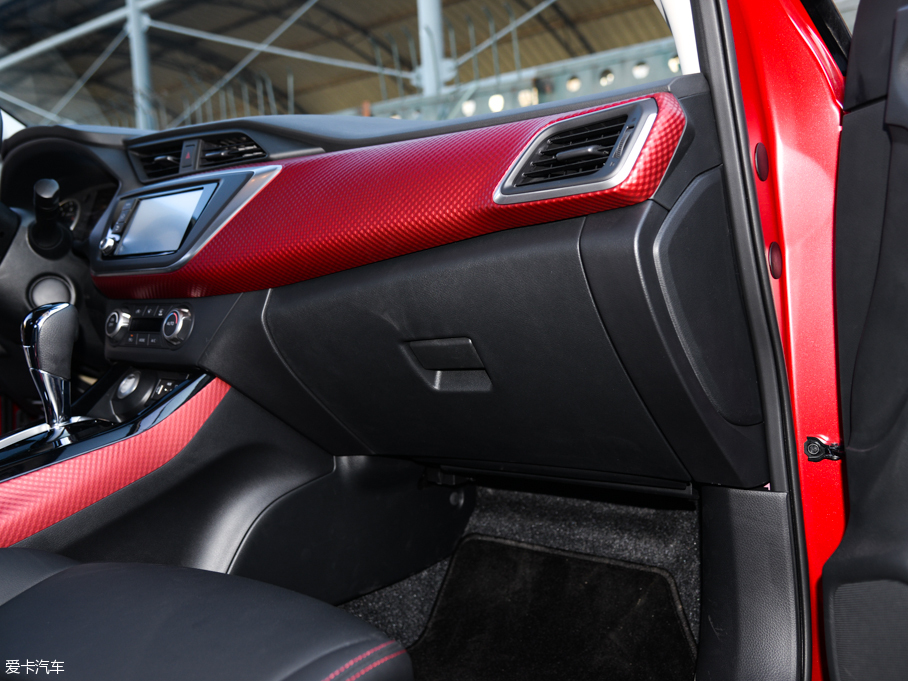 2016LANNIA {(ln)B 1.6L CVTܰ