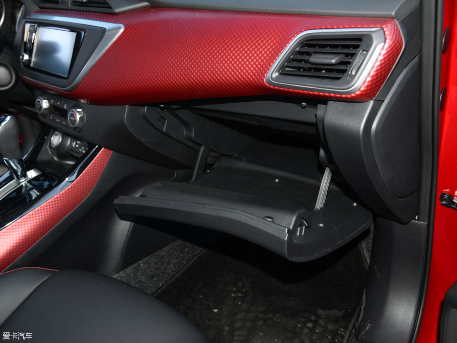 2016LANNIA {B 1.6L CVTܰ