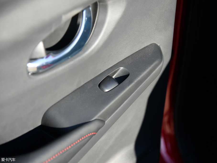 2016LANNIA {(ln)B 1.6L CVTܰ