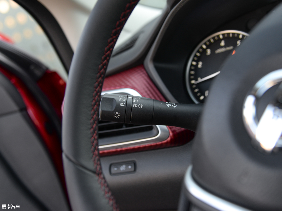 2016LANNIA {B 1.6L CVTܰ