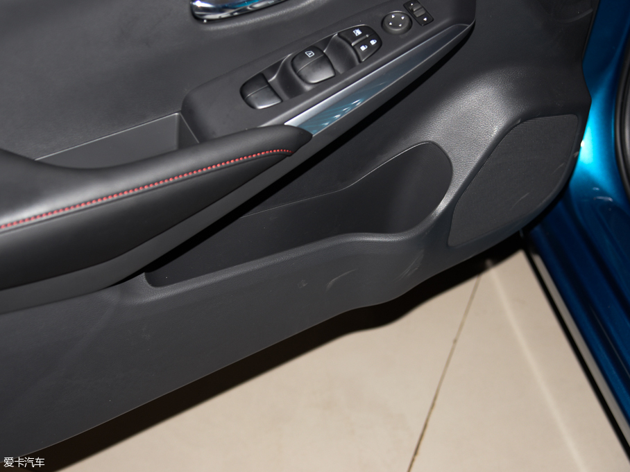 2016LANNIA {(ln)B(nio) 1.6L ք(dng)ſ