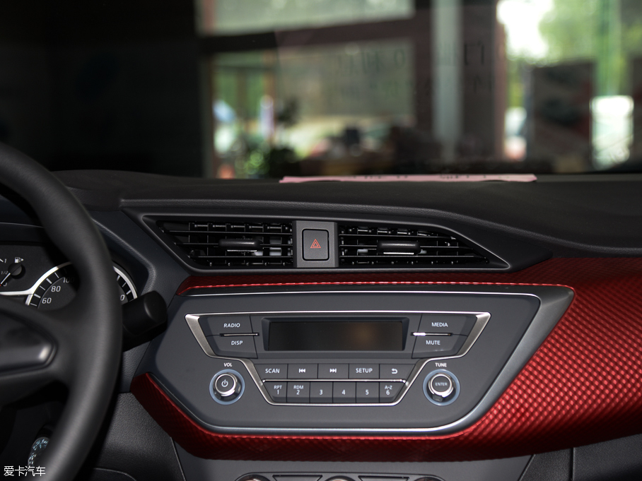 2016LANNIA {(ln)B 1.6L քſ