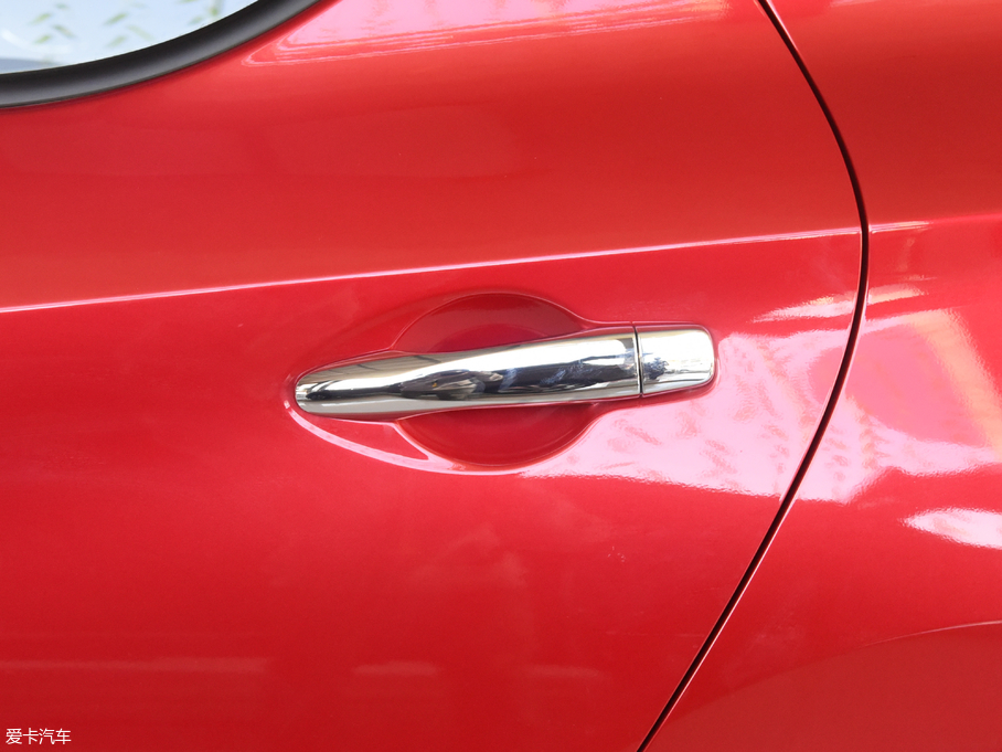 2016LANNIA {B 1.6L CVTſ