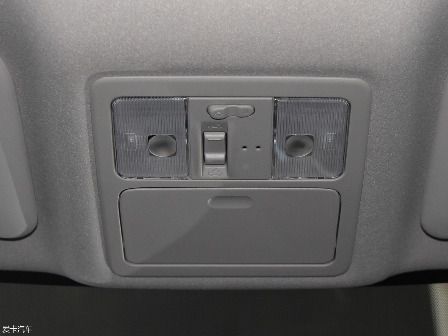 2016LANNIA {B 1.6L CVTſ