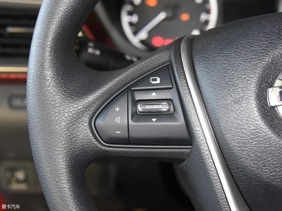 2016LANNIA {B 1.6L CVTſ