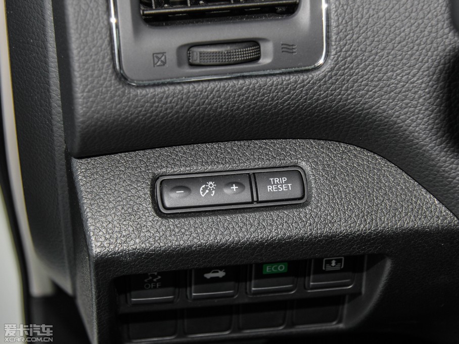 2015[  2.5L XV Wژsҫ