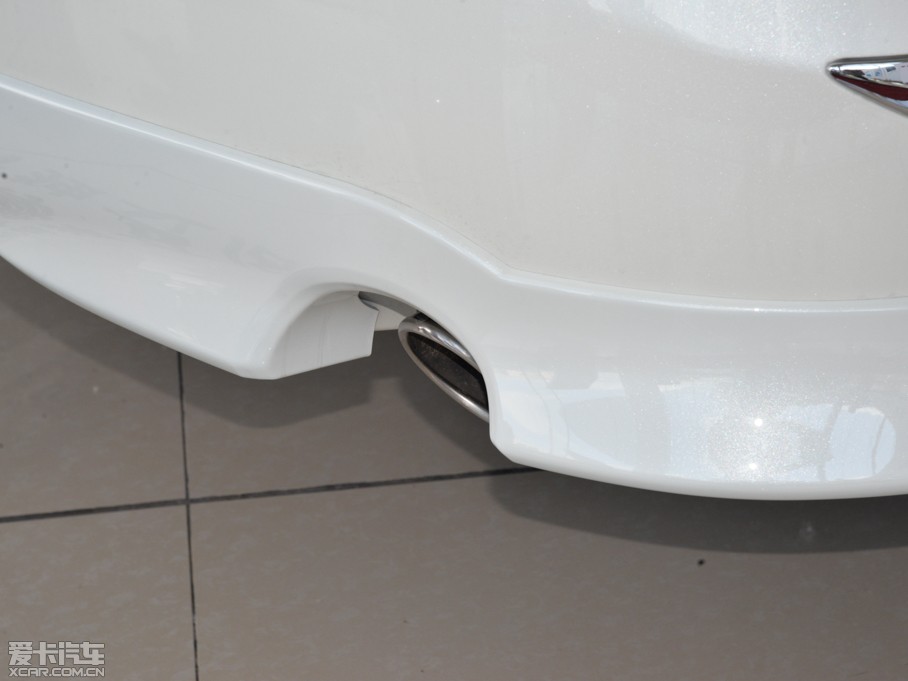 2015[ 2.0L XL- Sporty W\Ӱ