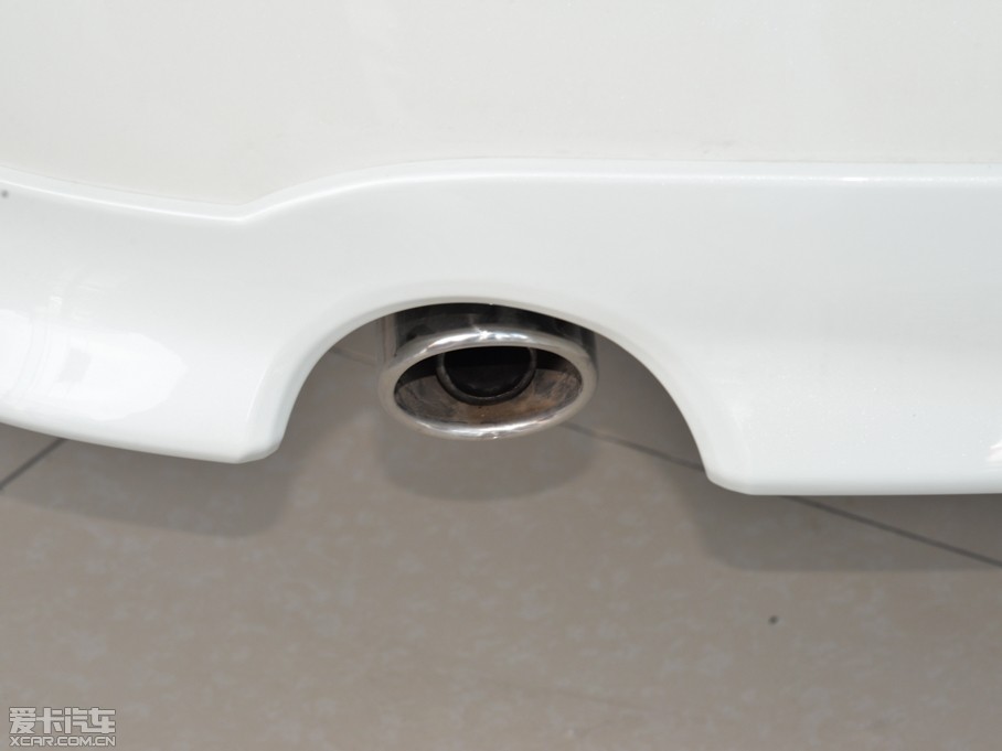 2015[ 2.0L XL- Sporty W\Ӱ