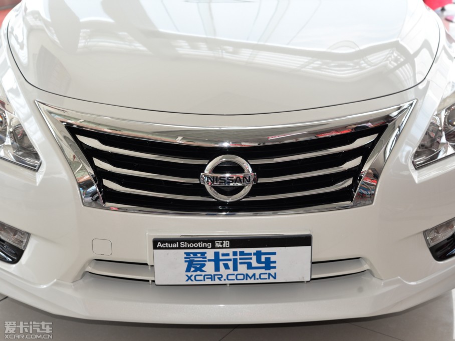 2015[ 2.0L XL- Sporty W\Ӱ