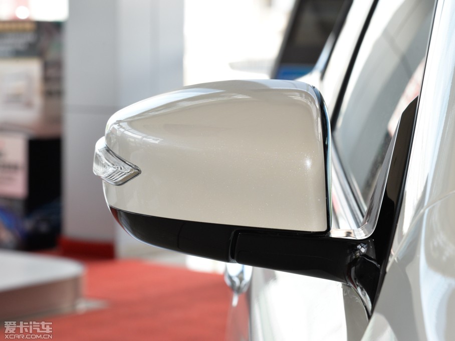 2015[ 2.0L XL- Sporty W\Ӱ