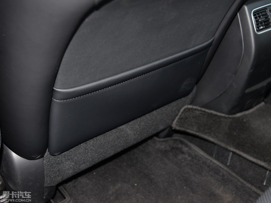 2015[ 2.0L XL- Sporty W\Ӱ