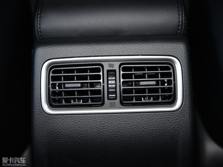 2015[ 2.0L XL- Sporty W\(yn)(dng)