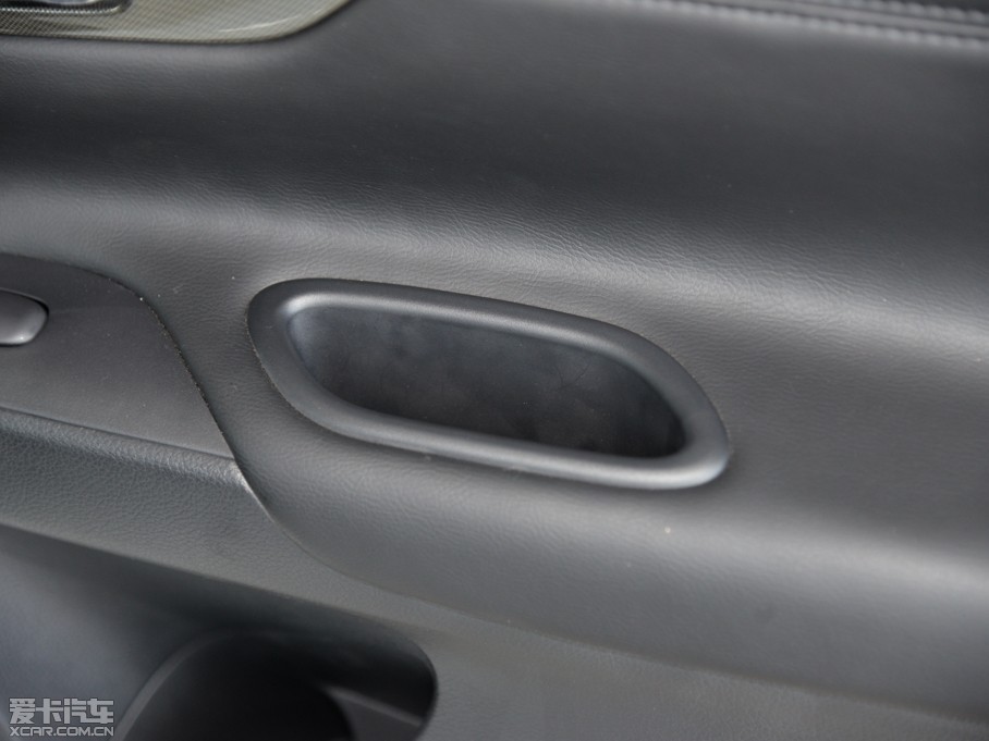 2015[ 2.0L XL- Sporty W\(yn)(dng)