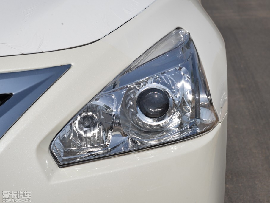 2015[ 2.0L XL Upper WڿƼ