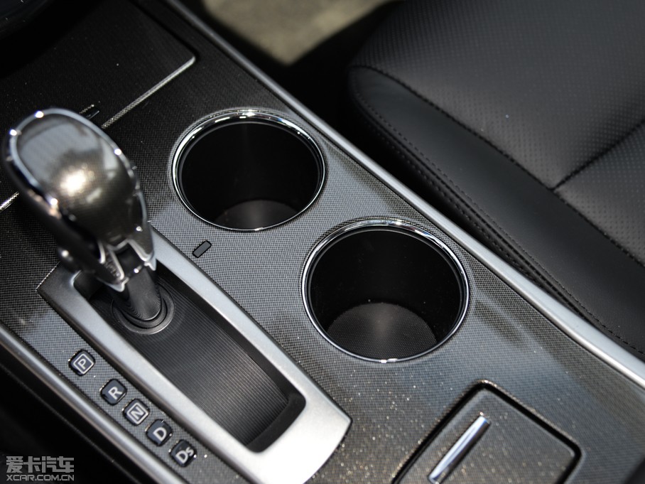 2015[ 2.0L XL Upper WڿƼ