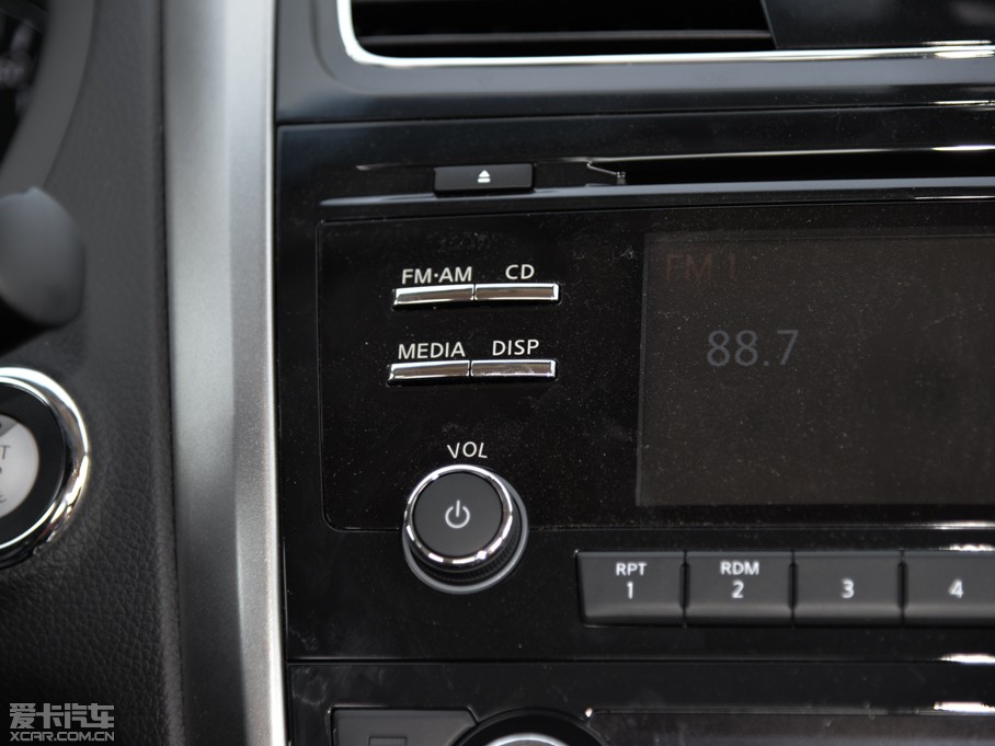 2015[ 2.0L XL Upper WڿƼ