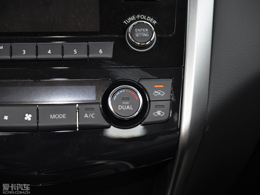 2015[ 2.0L XL Upper WڿƼ