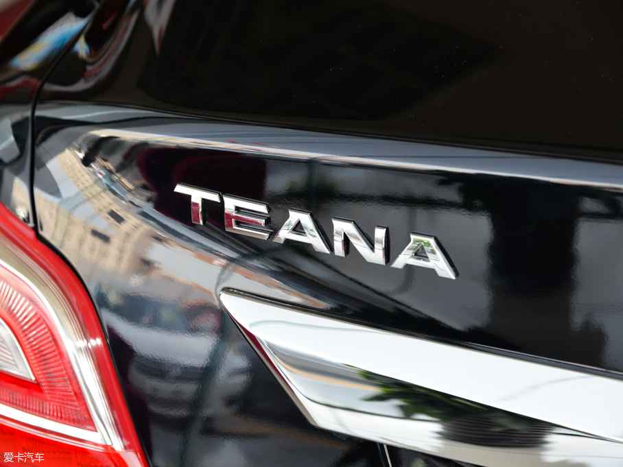 2015[ 2.5L XL Upper WڿƼ