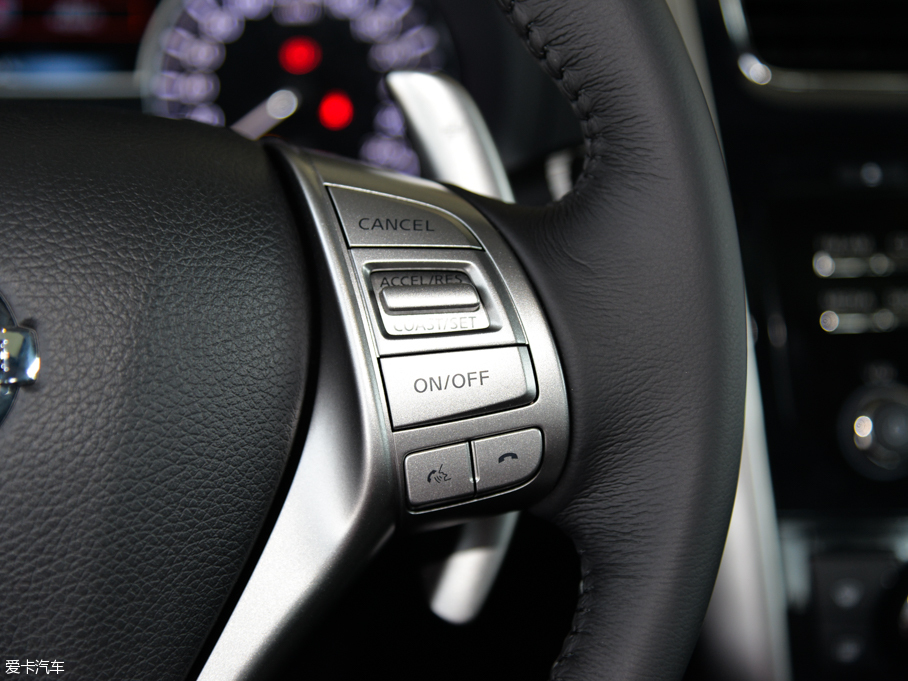 2015[ 2.5L XL Upper WڿƼ