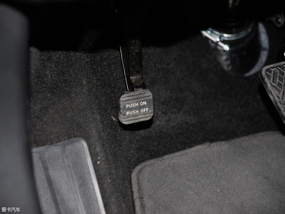 2015[ 2.5L XL Upper WڿƼ