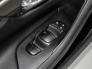 2015 2.5L XV Wژsҫ {܇(ch)ƅ^(q)	