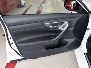 20152.0L XL- Sporty W\(yn)(dng) g