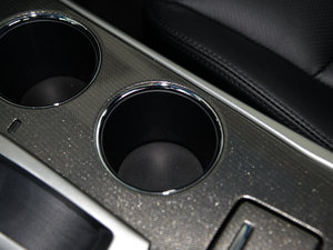 20152.0L XL- Sporty W\Ӱ g