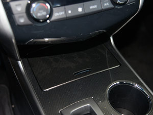 20152.0L XL- Sporty W\Ӱ g