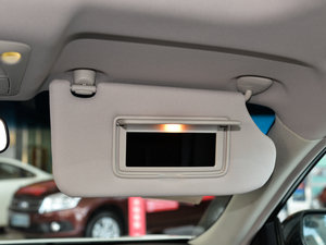 20152.0L XL- Sporty W\Ӱ g