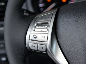 20152.0L XL- Sporty W\Ӱ п؅^(q)