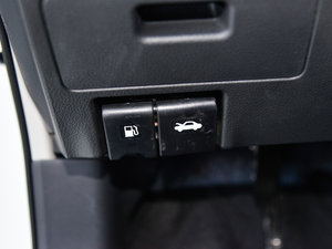 20152.0L XL- Sporty W\Ӱ п؅^(q)