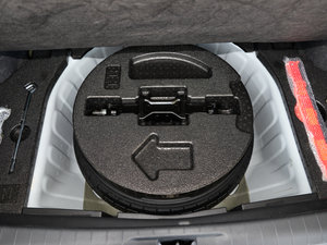 20152.0L XL- Sporty W\Ӱ 