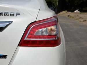 20152.0L XL Upper WڿƼ β