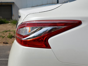 20152.0L XL Upper WڿƼ ^