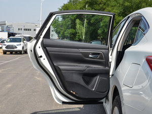 20152.0L XL Upper WڿƼ ܇T