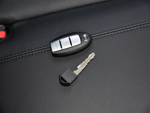 20152.0L XL Upper WڿƼ 