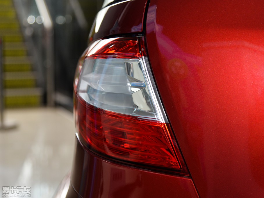 2015P J 1.6XV CVTῧ