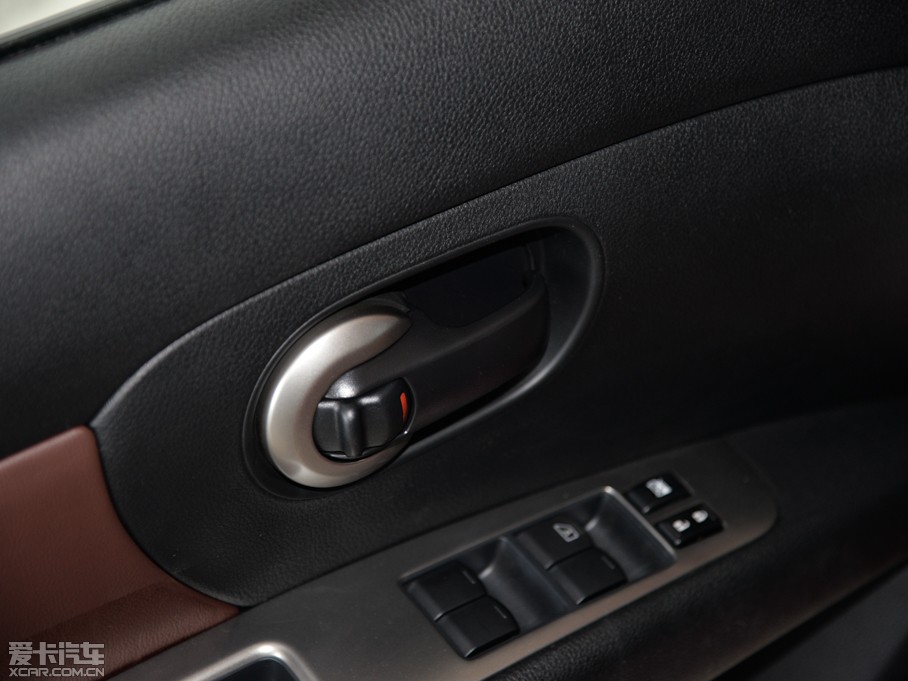 2015P J 1.6XV CVTῧ