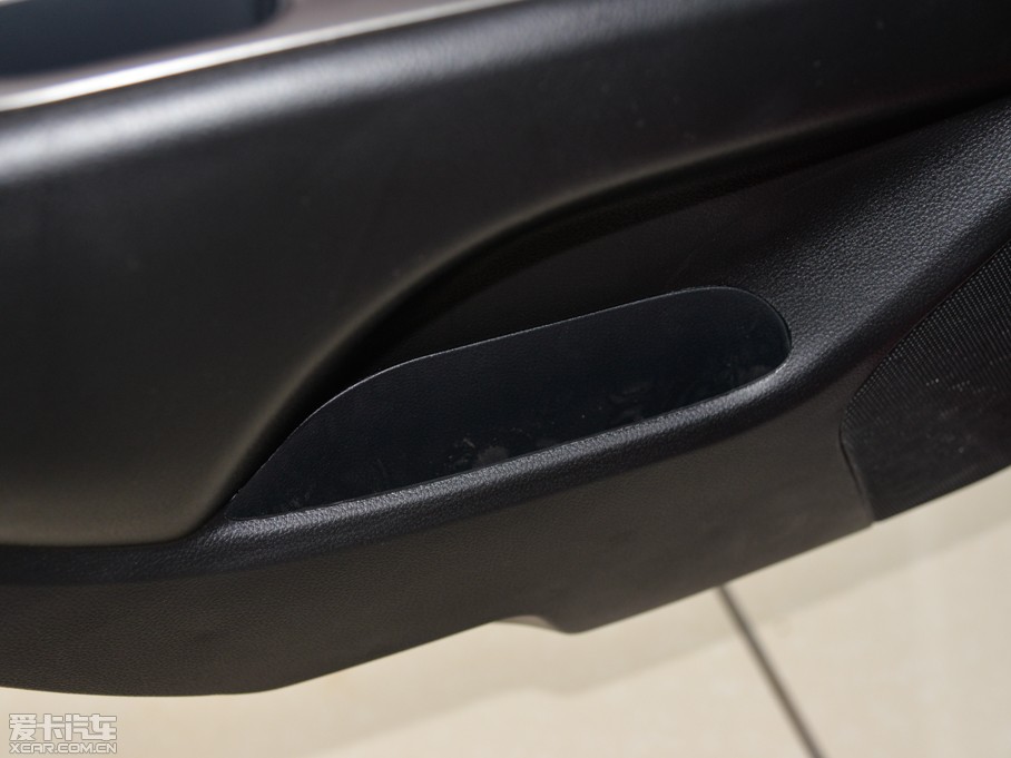 2015P J 1.6XV CVTῧ