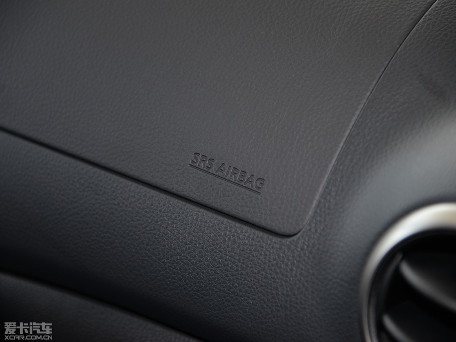 2015P J 1.6XV CVTῧ