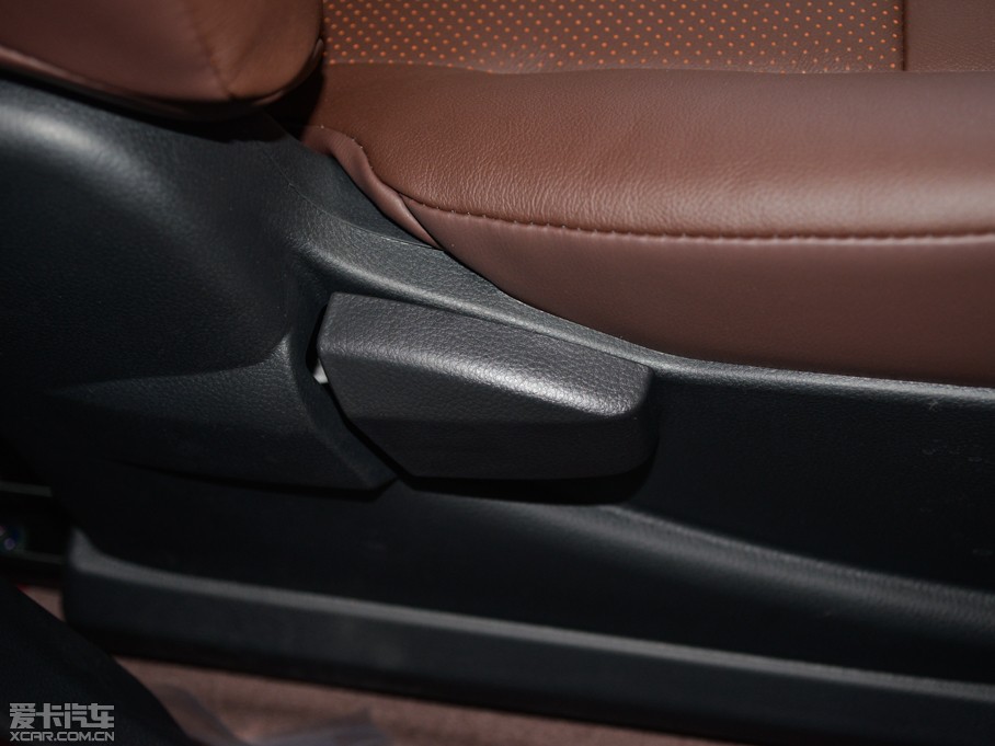 2015P J 1.6XV CVTῧ