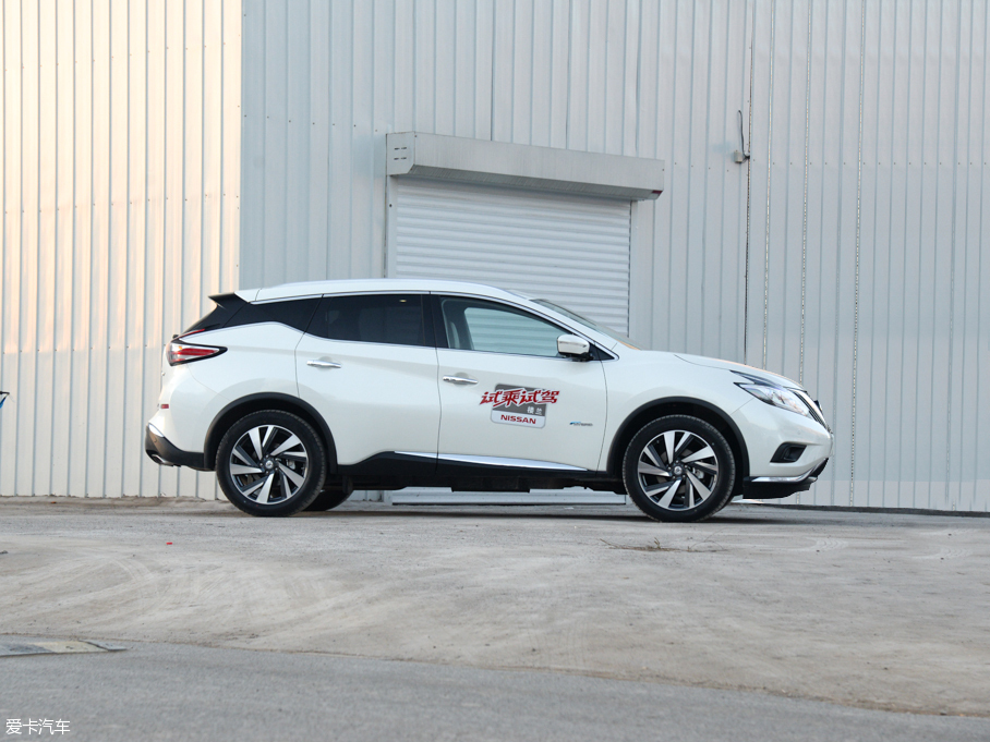 2015mHEV 2.5 S/C HEV XV (q)Ş