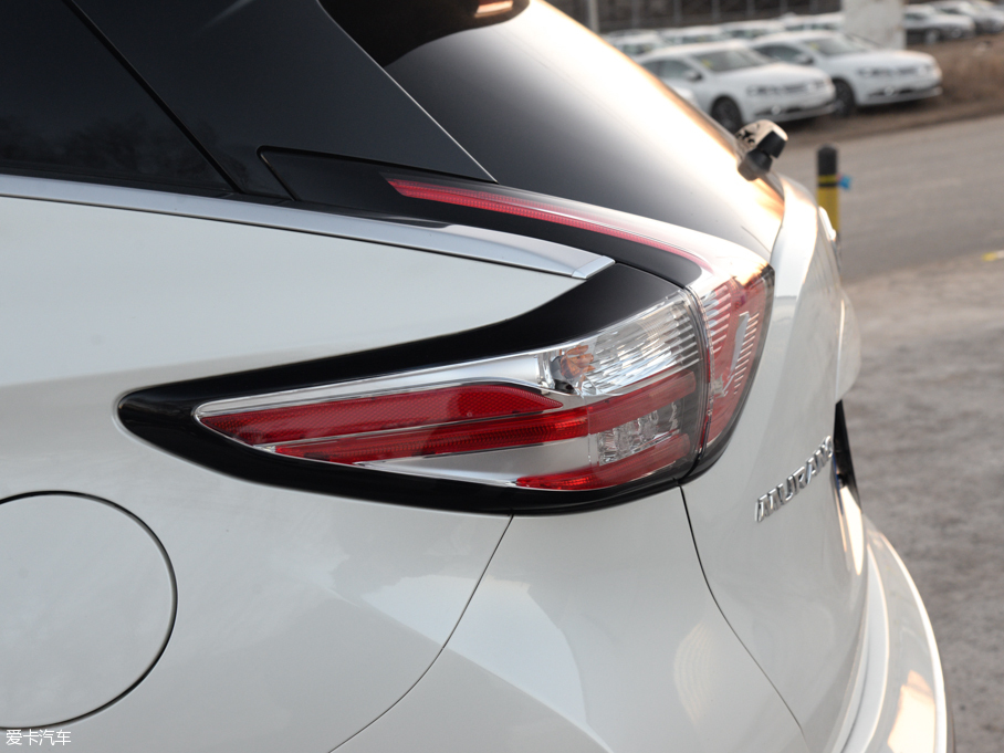 2015mHEV 2.5 S/C HEV XV Ş