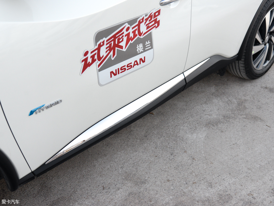 2015mHEV 2.5 S/C HEV XV Ş