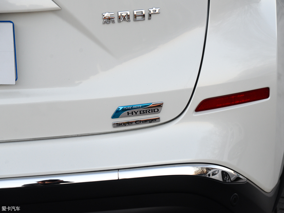 2015mHEV 2.5 S/C HEV XV Ş