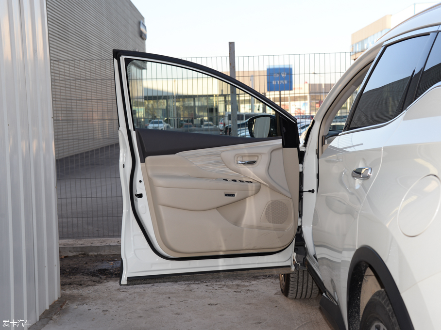 2015mHEV 2.5 S/C HEV XV Ş