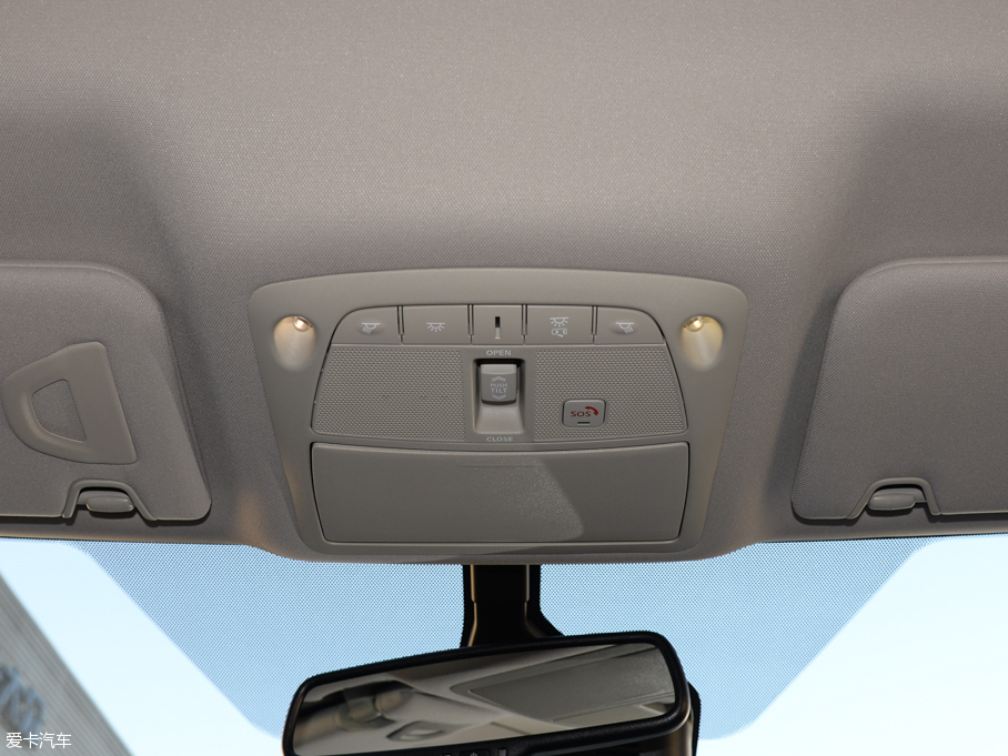 2015mHEV 2.5 S/C HEV XV (q)Ş