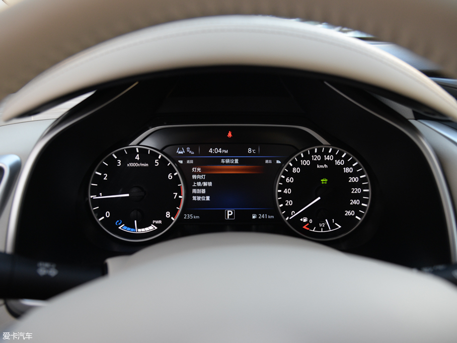 2015mHEV 2.5 S/C HEV XV (q)Ş