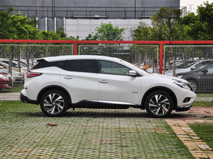 20152.5 S/C HEV XV Ş w^