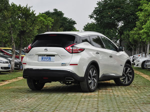 20152.5 S/C HEV XV Ş w^